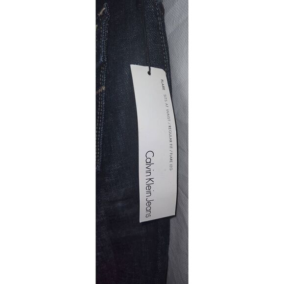NWT Calvin Klein women size 14/32 FLARE jeans Double stone wash - Picture 6 of 11